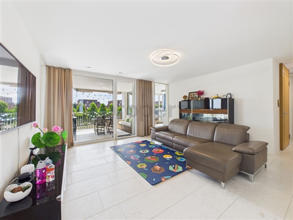 Herrliche 4.5-Zimmer-Wohnung in Zürich mit unverbautem Weitblick - 0