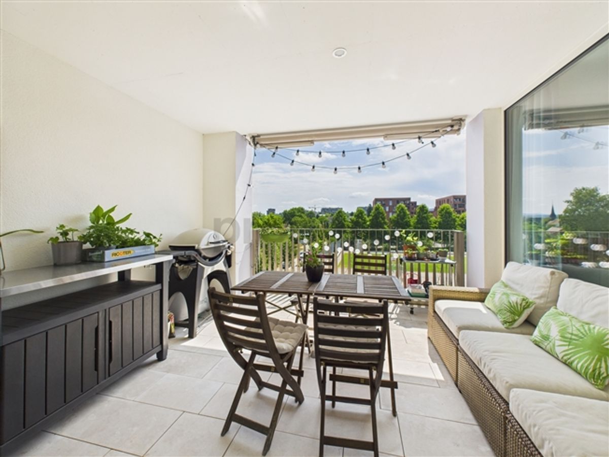 Herrliche 4.5-Zimmer-Wohnung in Zürich mit unverbautem Weitblick - 3