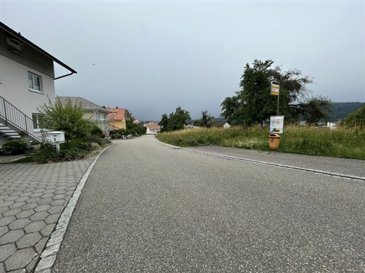 AUSSENPARKPLÄTZE ZU VERMIETEN - 4