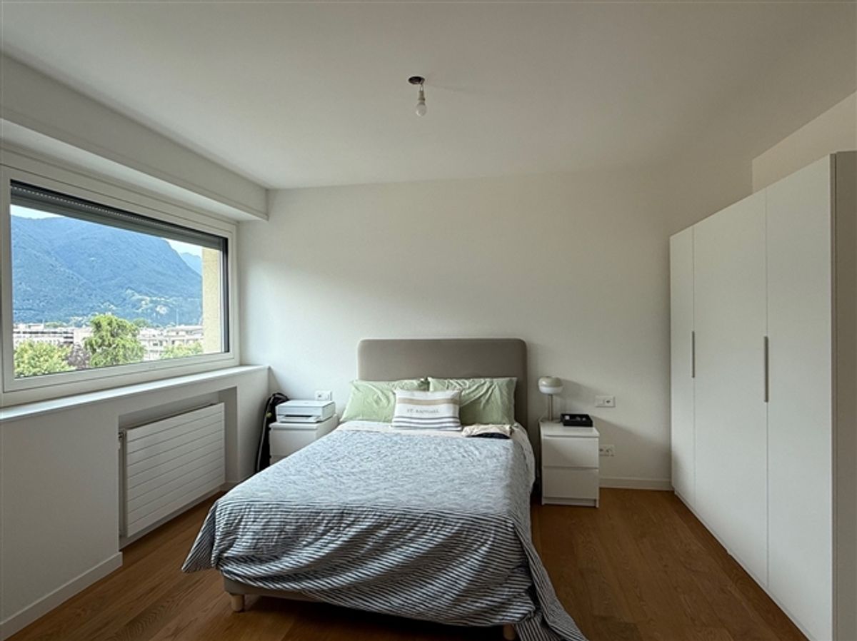 GROSSES UND MODERNES 2.5-ZIMMIGES APARTMENT IM ZENTRUM MIT KLIMAANLAGE - 4