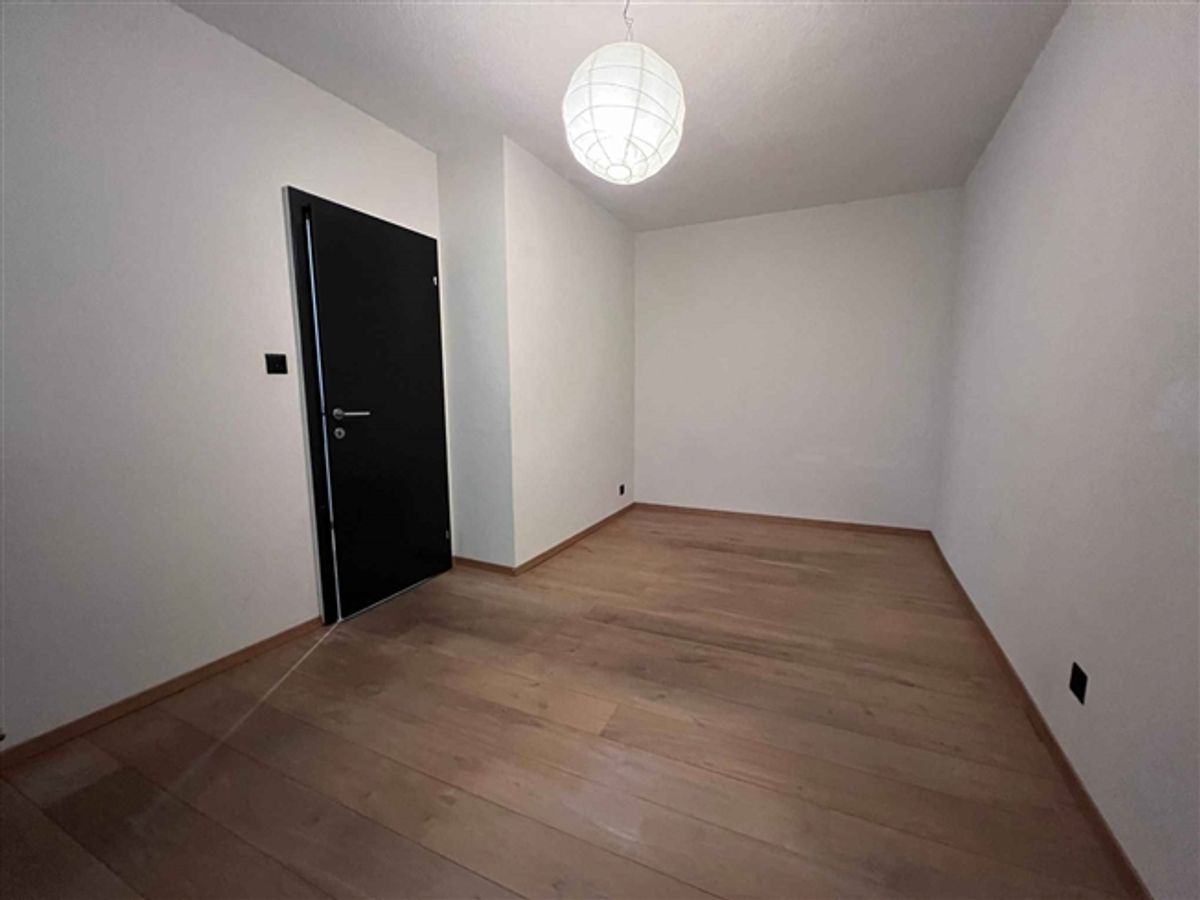 Wohnung von 3,5 Zimmern im 1. Stock - 5