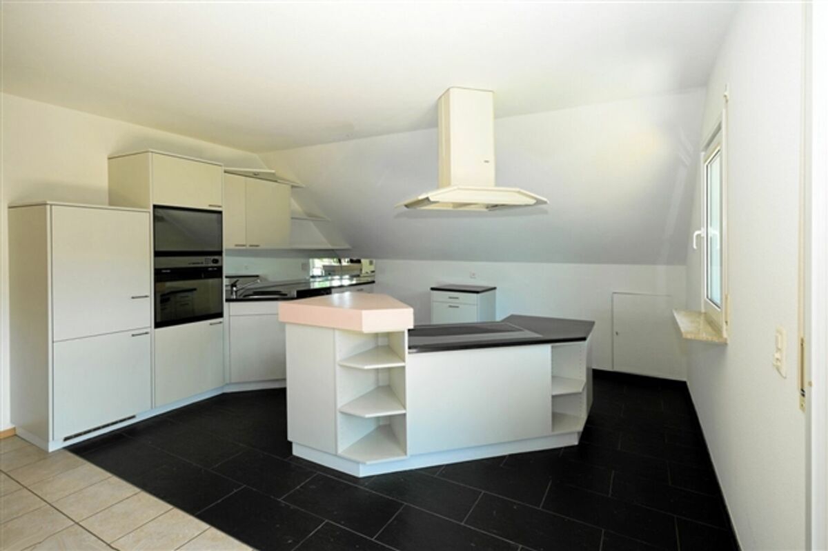 3.5 Zimmer Wohnung (108 m2) im 1. OG. zu vermieten Bättwil - 4