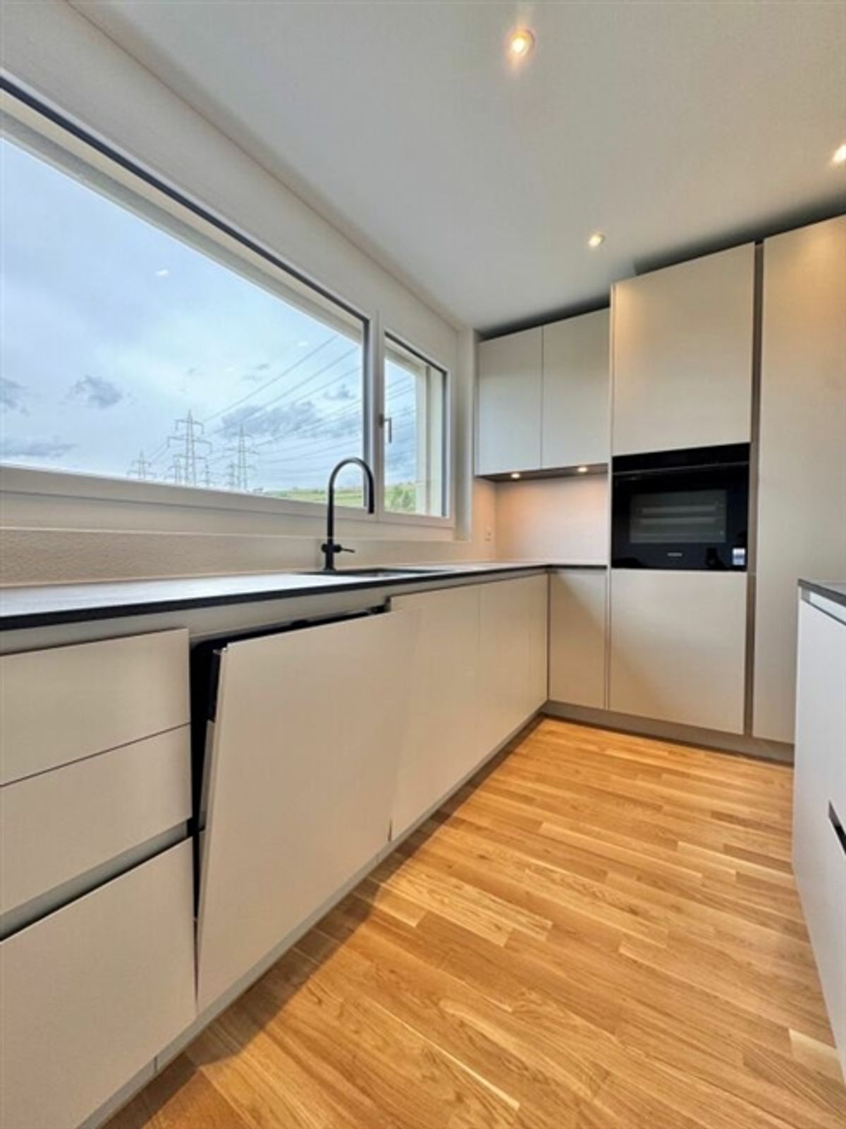 Kaisten / 4.5 Zimmer-Doppelhaushälfte - 3