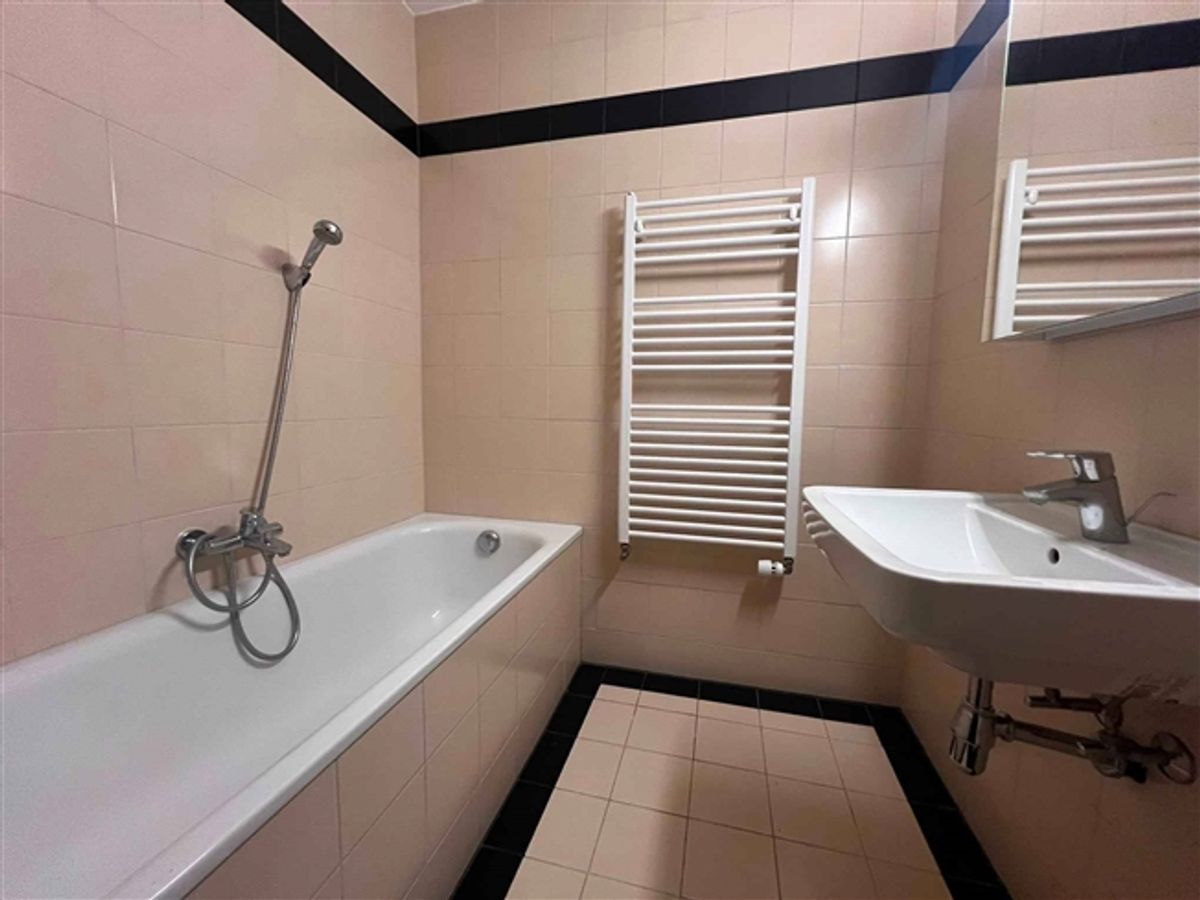 3,5-Zimmer-Wohnung im 2. Stock - 11