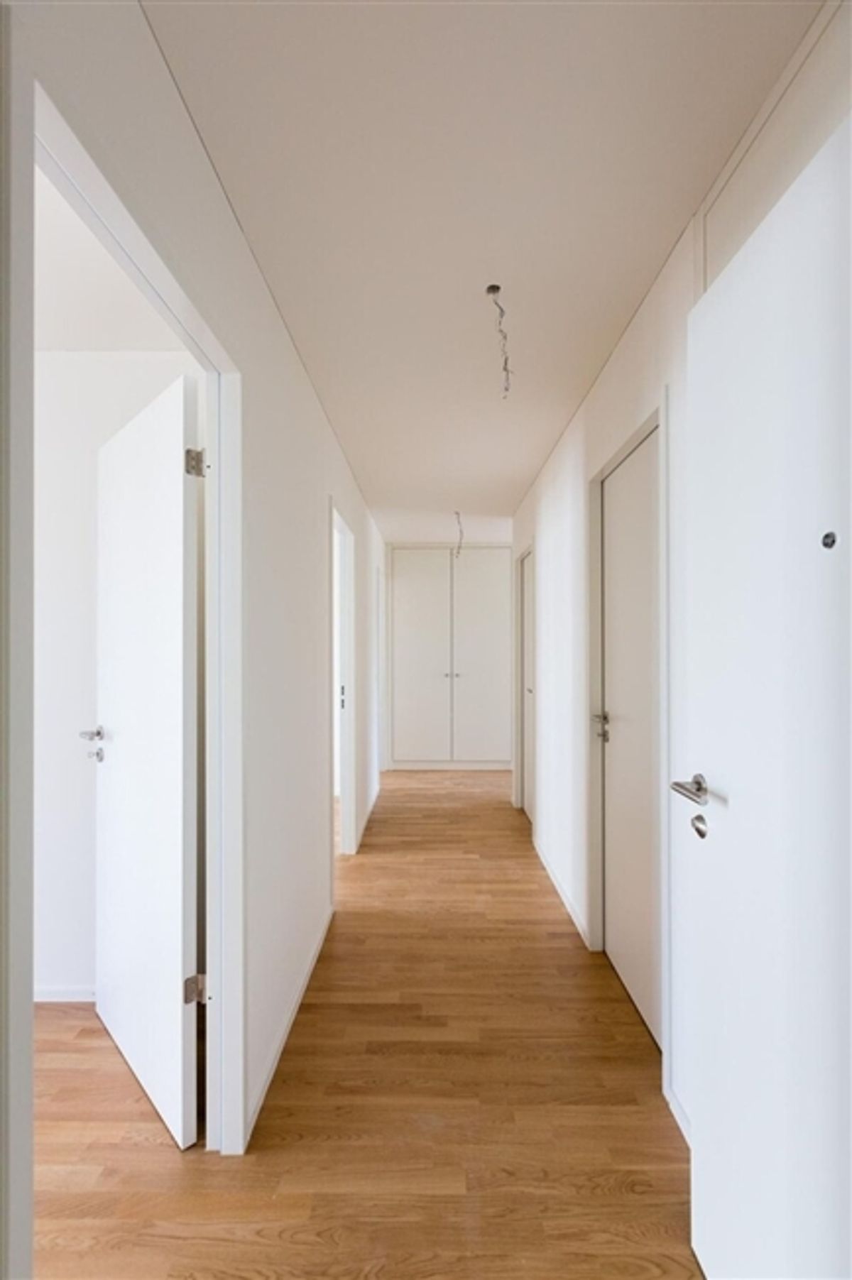 Familienfreundliche 4.5-Zimmerwohnung mit zwei privaten Gartenbereiche - 1