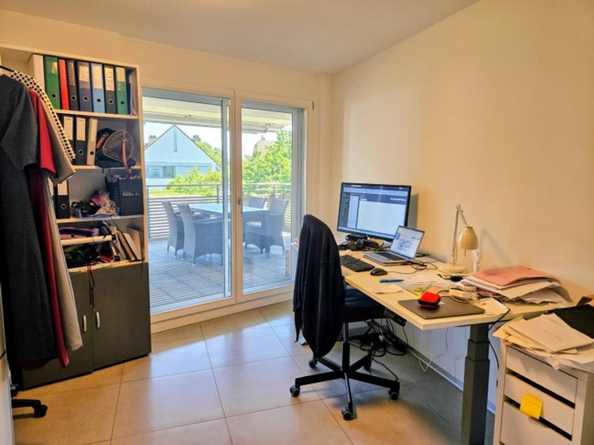 Geräumige 3.5-Zimmer Dachwohnung mit Aussicht in Weiningen - 6