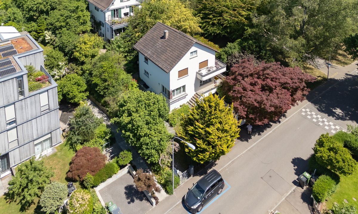 Seltene Chance: 5.5-Zimmer-Einfamilienhaus an Toplage - 0