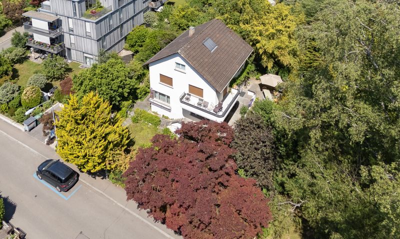 Seltene Chance: 5.5-Zimmer-Einfamilienhaus an Toplage - 3