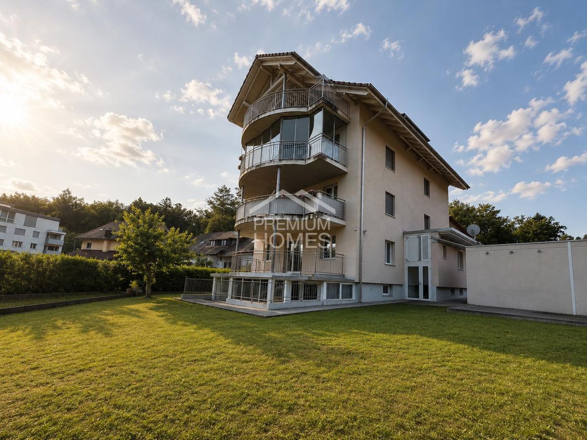Grosszügige Wohnung in ruhiger, familienfreundlicher Lage - 0