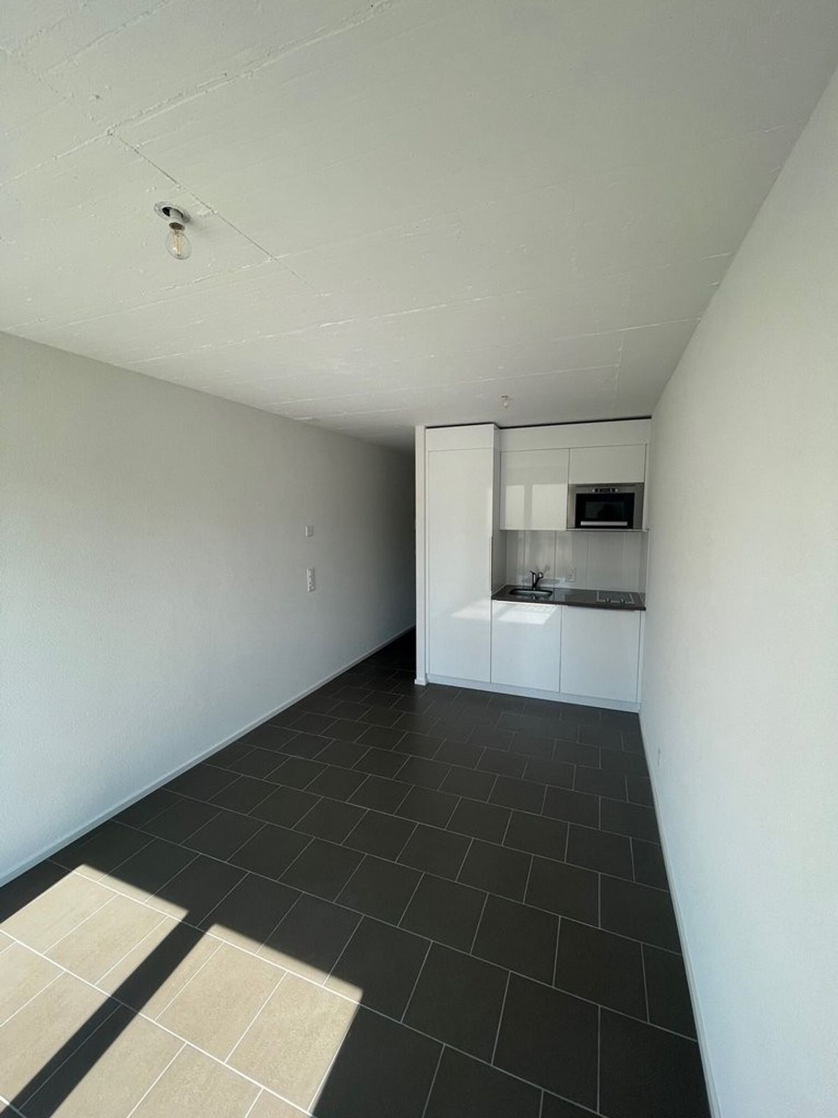 A saisir ! Votre studio à deux pas de la gare de Fribourg ! - 2