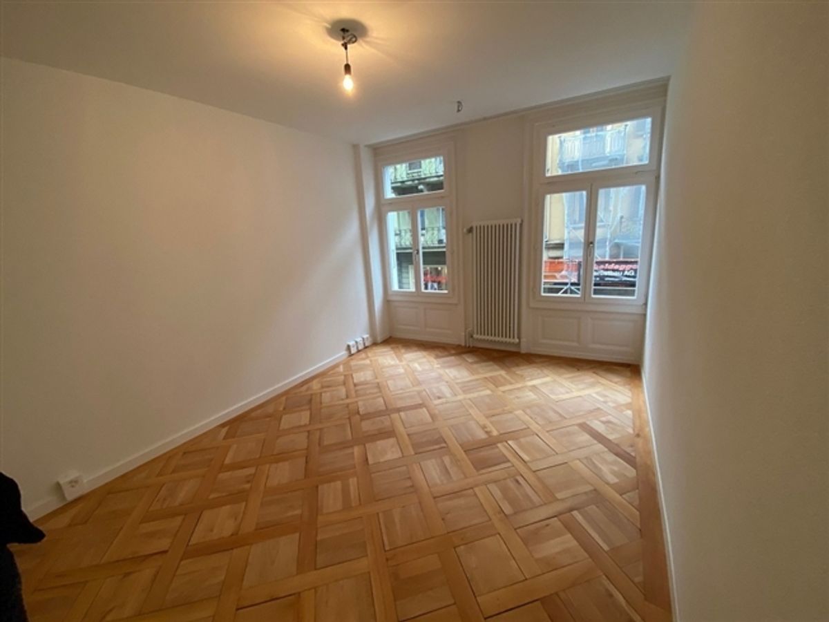 in zentraler Lage 3.5-Zimmer-Wohnung im 1. OG - 9