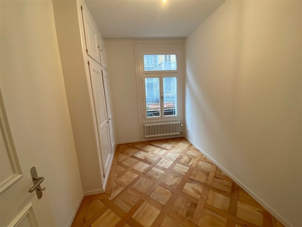 in zentraler Lage 3.5-Zimmer-Wohnung im 1. OG - 10