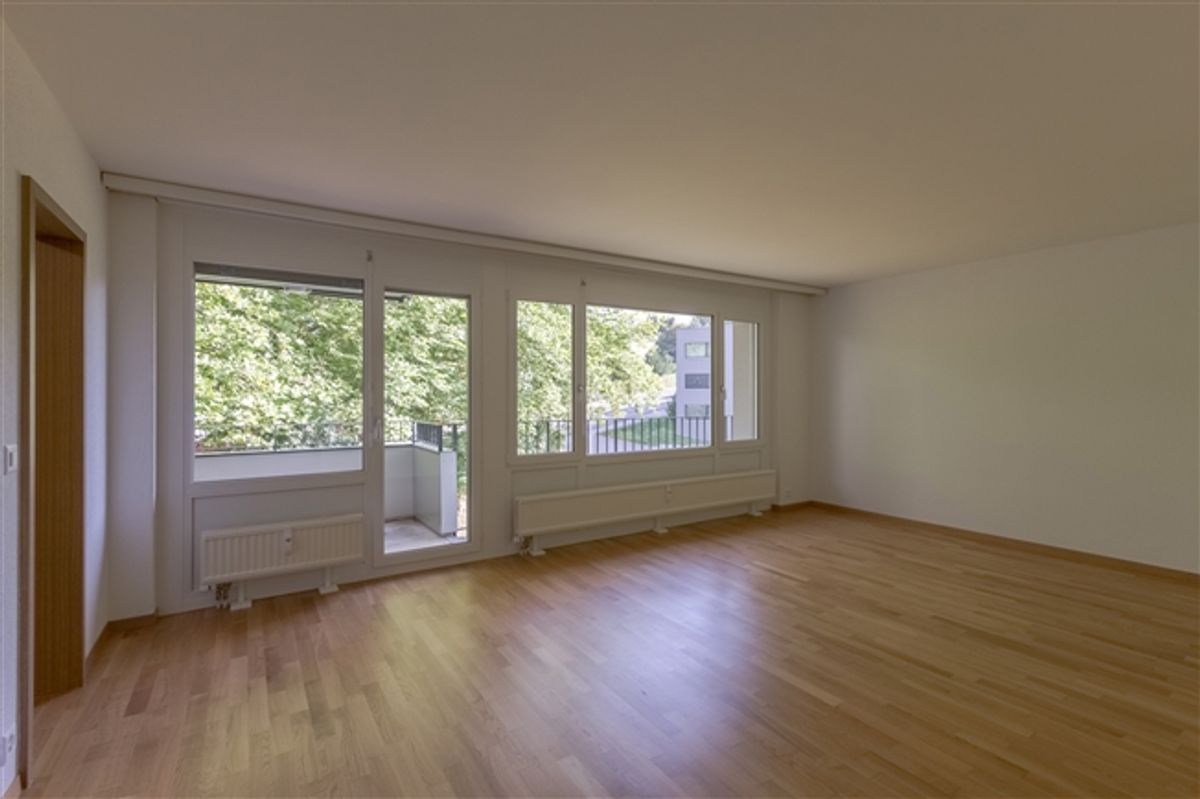 Grosszügige 2.5-Zimmerwohnung - 4