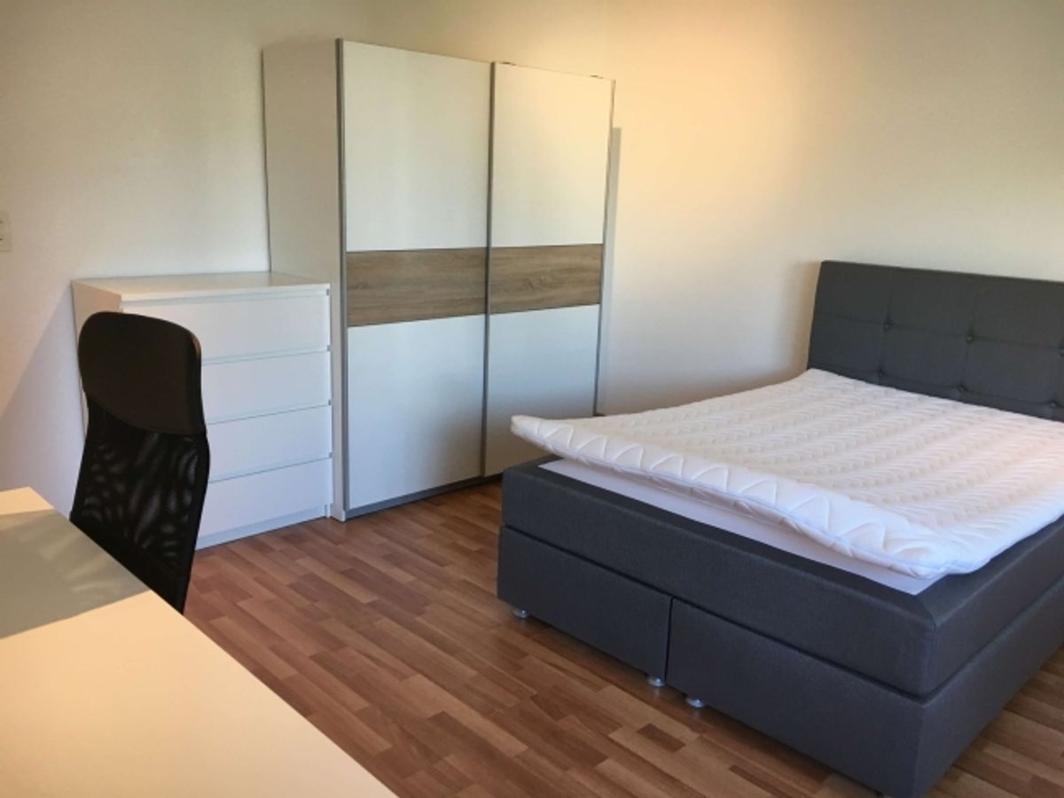 ONLINE BESICHTIGUNG - WG-Zimmer - 1