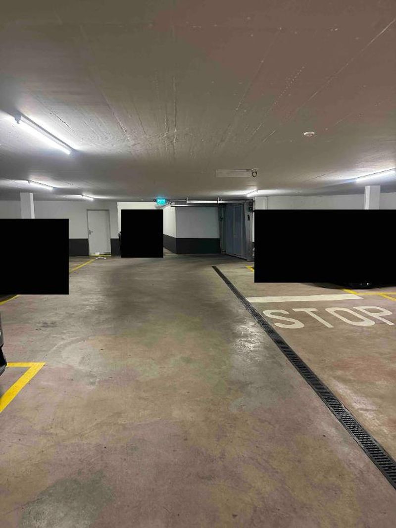 Tiefgarage - 4