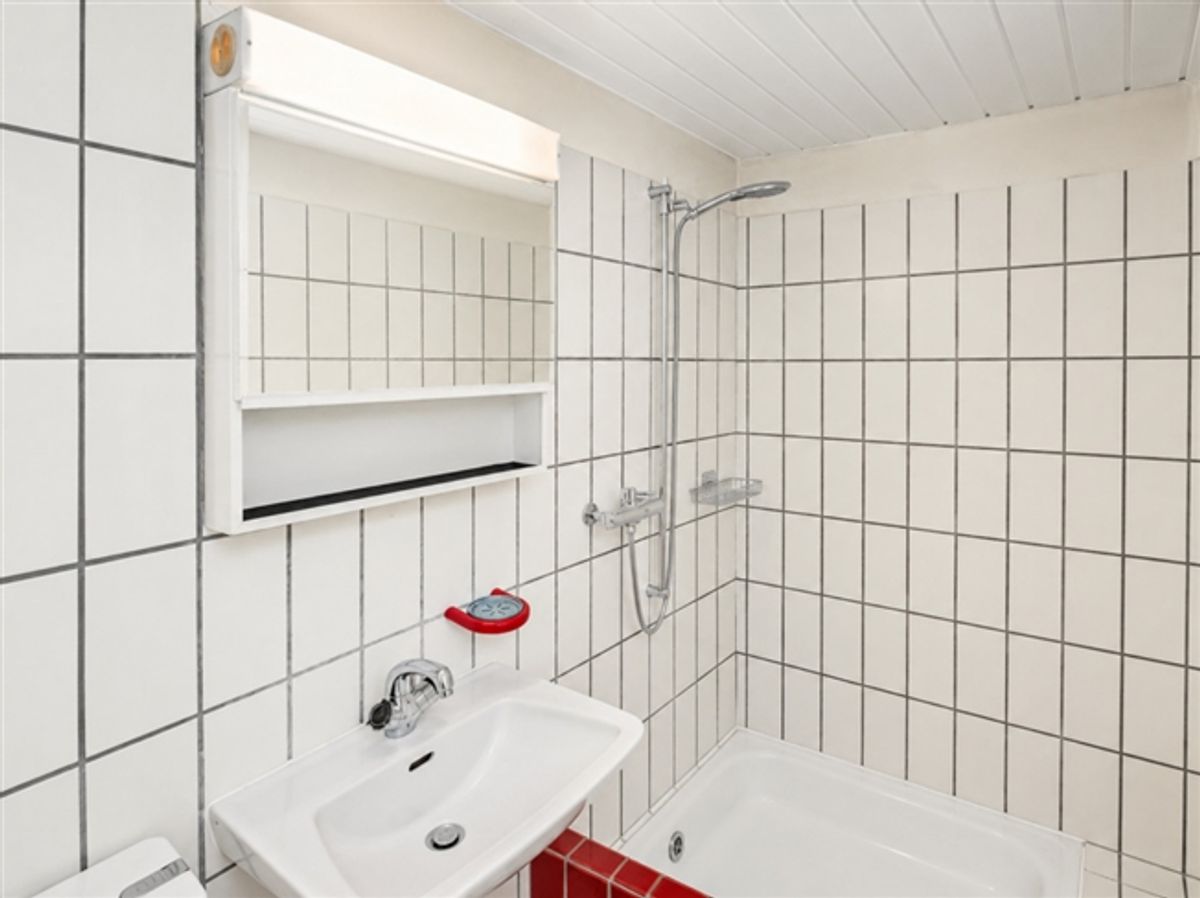 Grosszügige 5.5-Zimmer-Wohnung mit Cheminée und sonnigem Balkon - 7