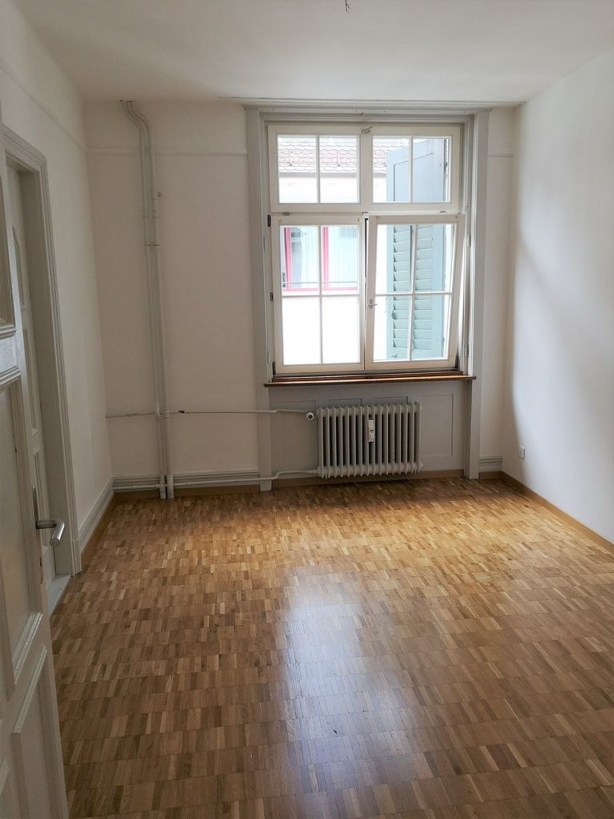 charmante 3.5 Zimmer Altbauwohnung - 4