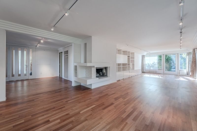 Ein Architektenhaus am Waldrand; Wohnen mit Stil und Privatsphäre - 3