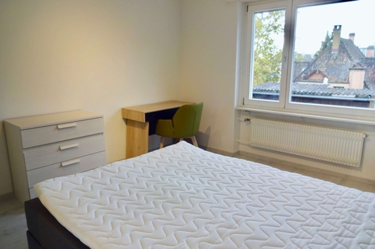 Möbliertes Zimmer in 4er WG mit grossem Wohnzimmer & Balkon - 9