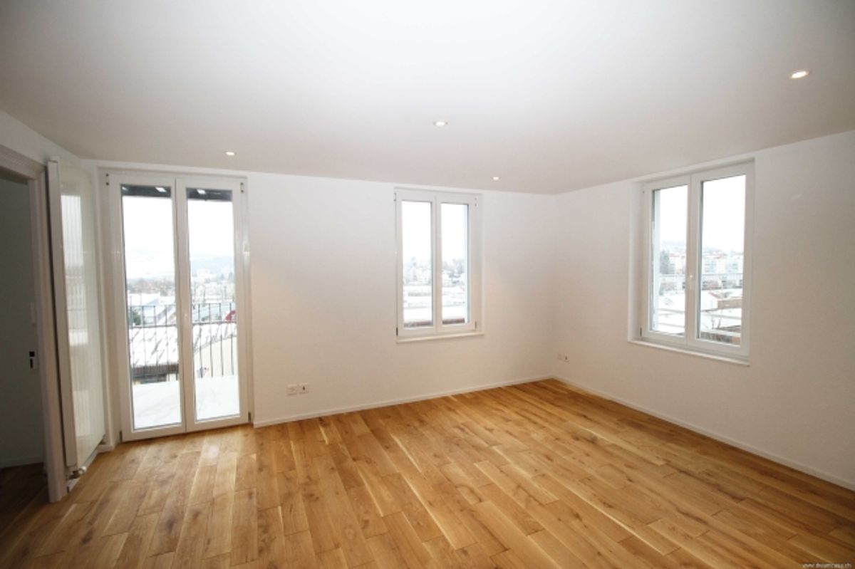 Helle 3.5-Zimmer-Wohnung mit Balkon in St. Gallen - 0