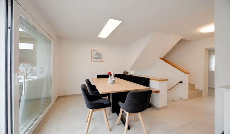 RARITÄT IN BESTLAGE MIT POOL, WINTERGARTEN UND GRILL-LOUNGE FRISCH RENOVIERT - 7