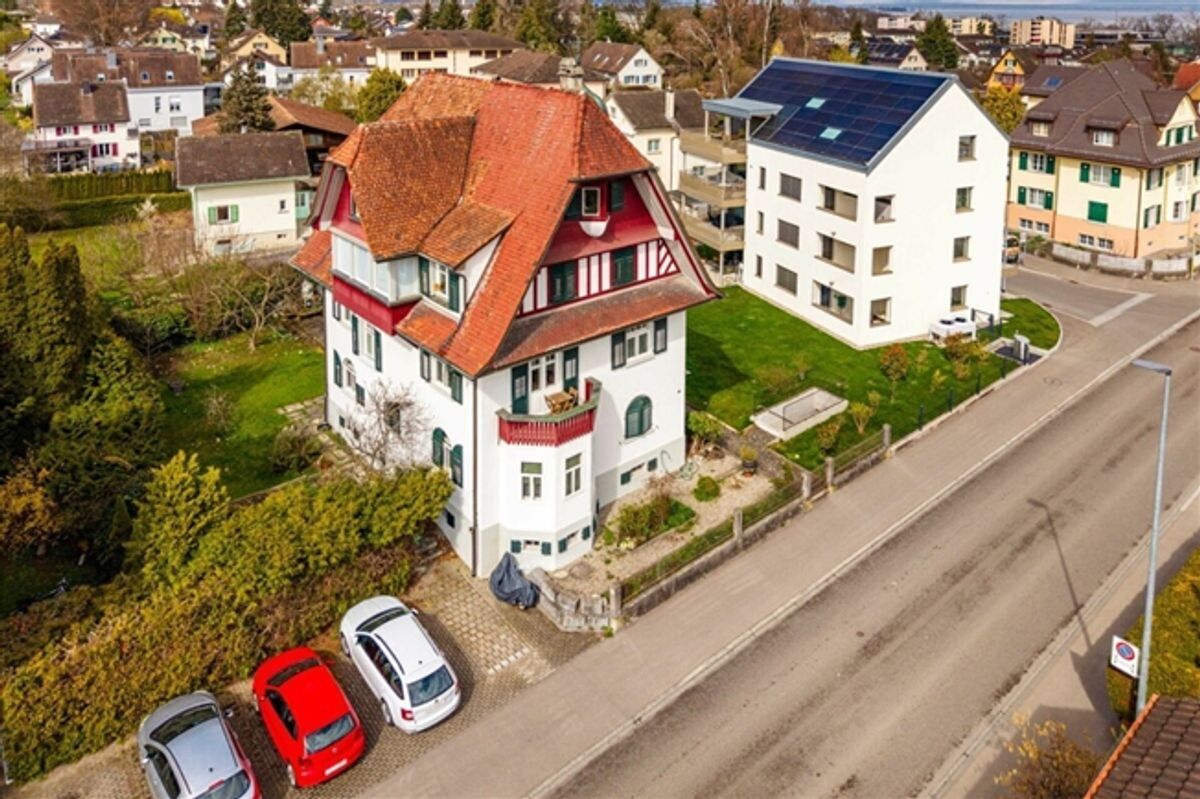 historisches Wohnhaus (VOLLVERMIETET) mit 4 Wohnungen (im Stockwerkeigentum) & 5 externen Tiefgaragenplätzen - 1