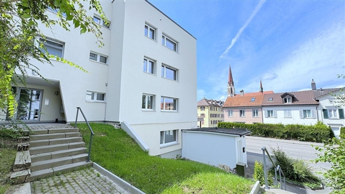 Erstvermietung nach Sanierung Moderner 4.5 Zimmerwohnung mit Balkon in St. Gallen - 1