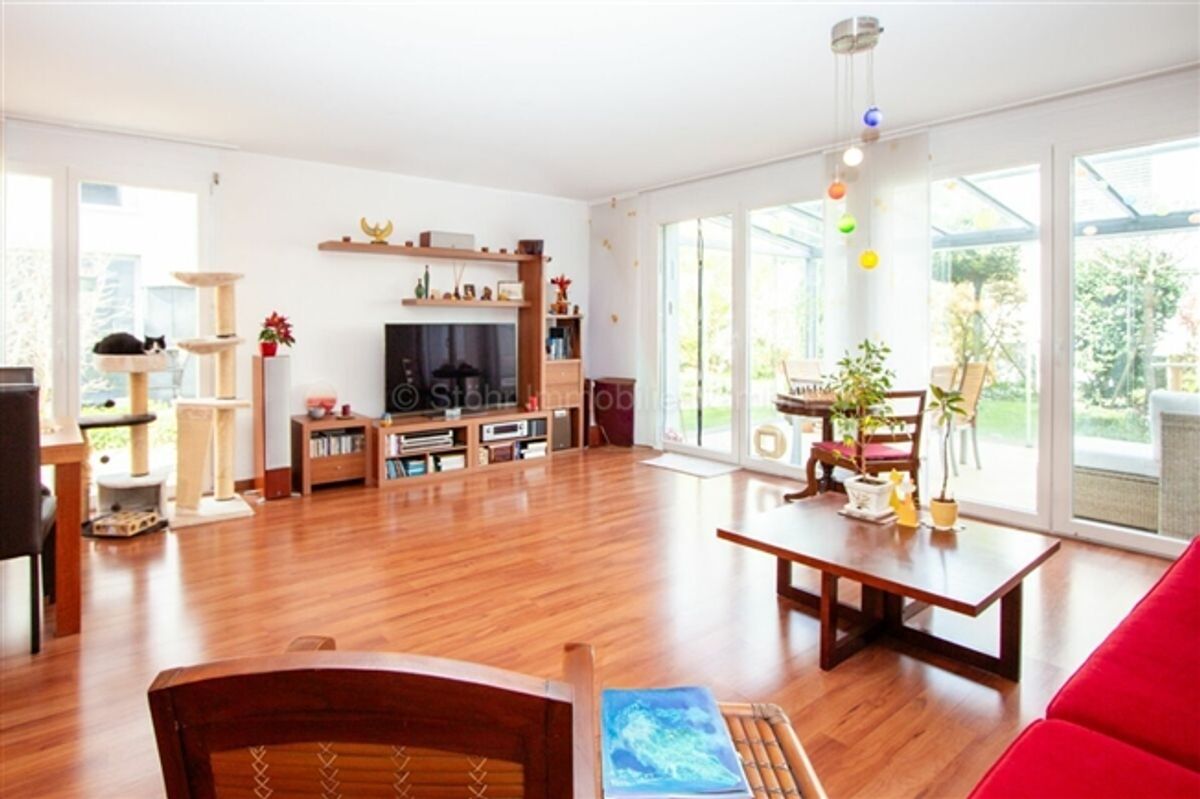 Helles 5.5 Zimmer Reiheneckhaus an kinderfreundlicher Lage - 3