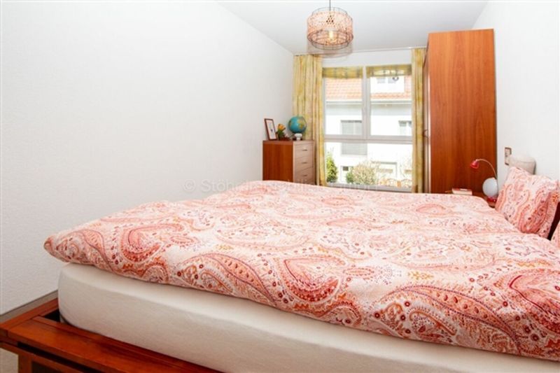 Helles 5.5 Zimmer Reiheneckhaus an kinderfreundlicher Lage - 10
