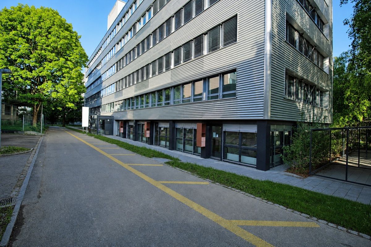 Kompakt, flexibel und sofort nutzbar - Büro nahe Stadt Bern - 0