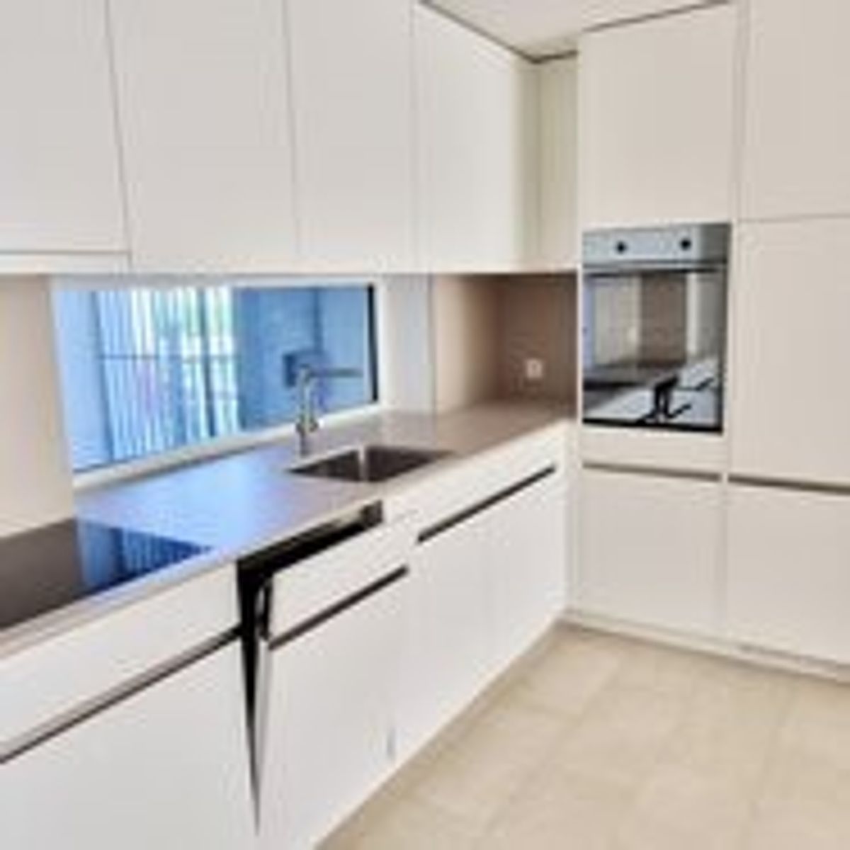 Moderne 2.5-Zimmer-Wohnung in Zürich-Schwamendingen zu vermieten! - 3