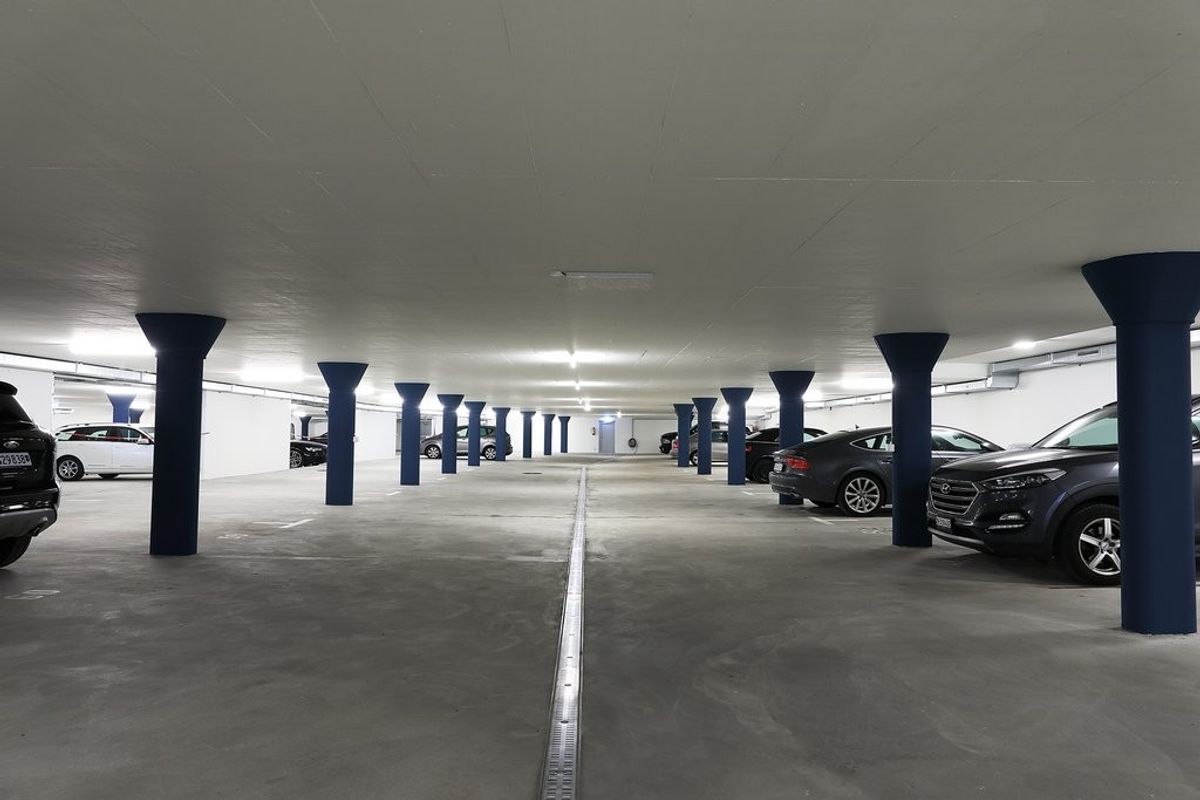 Auto-Einstellplatz in Zweidlen mit oder ohne Ladestation - 2