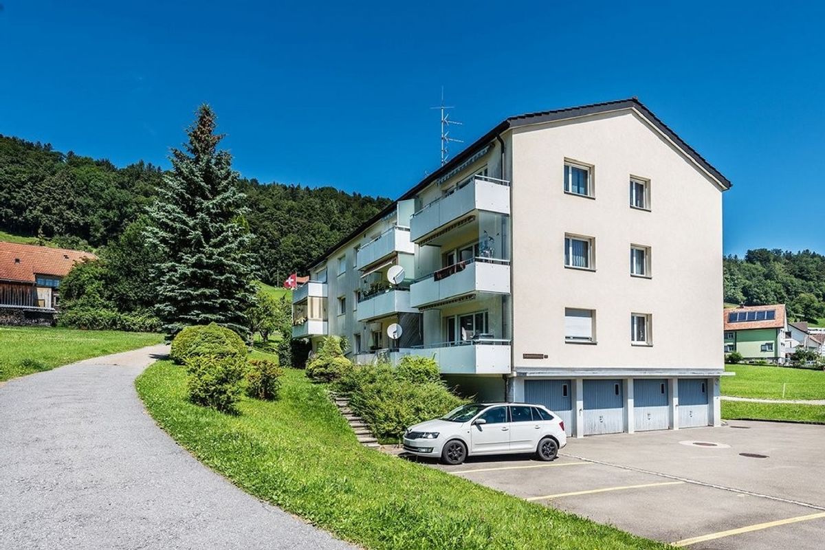 Wohnung an ruhiger Lage mit schöner Weitsicht! - 0