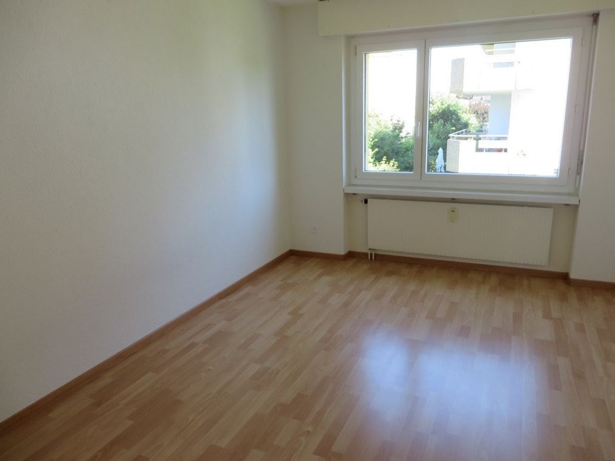 Tolle 4.5-Zimmer-Wohnung im Grünen! - 2
