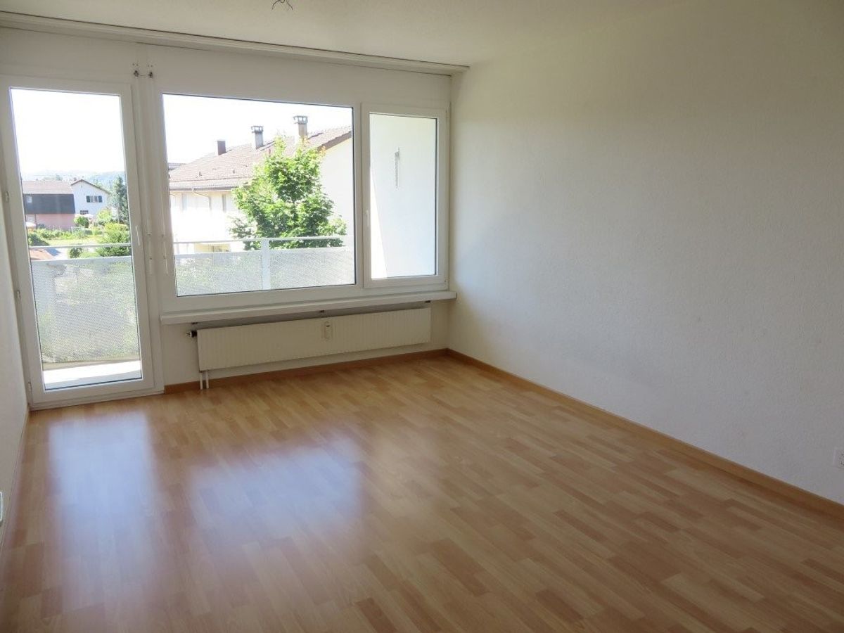 Tolle 4.5-Zimmer-Wohnung im Grünen! - 3