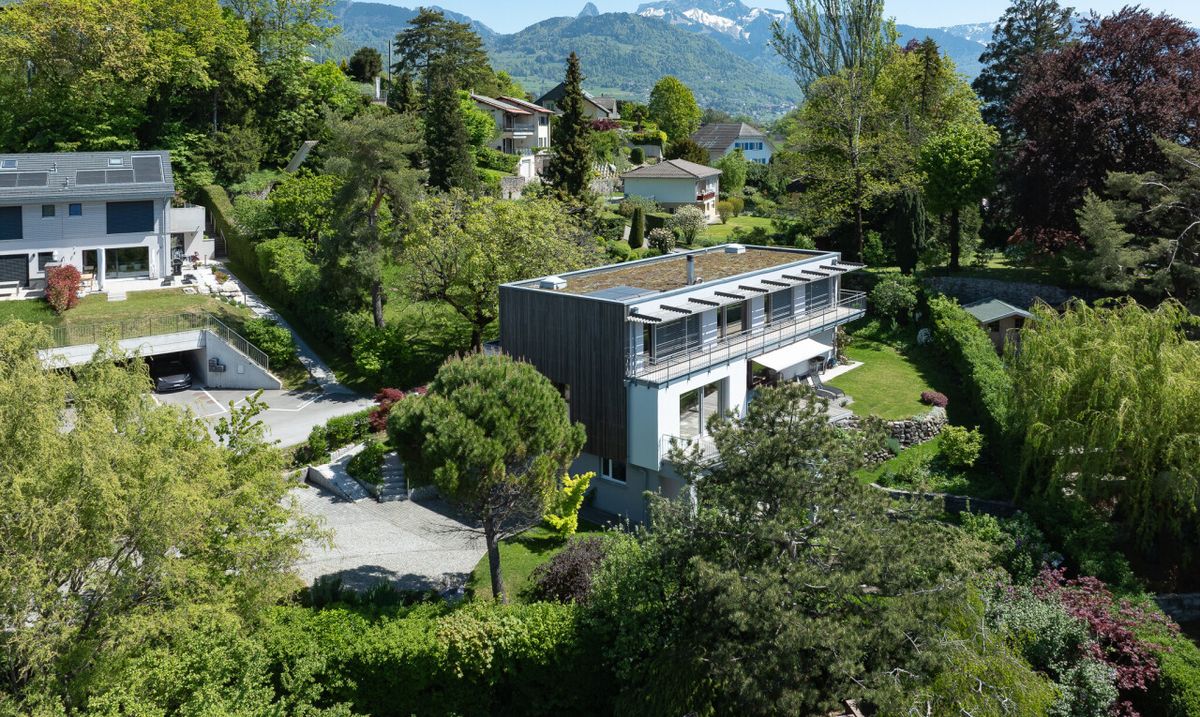 Contemporary high-end villa in a privileged setting in Vevey - 2