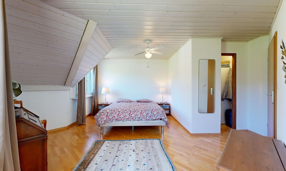Family Home for Sale – 189 m² with Garden and Mountain Views - 3