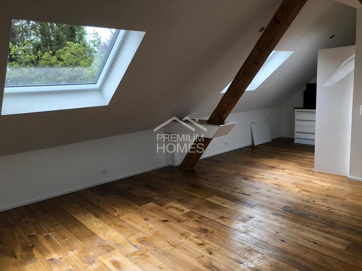 Charmante 2.5-Zimmer-Dachwohnung! - 6