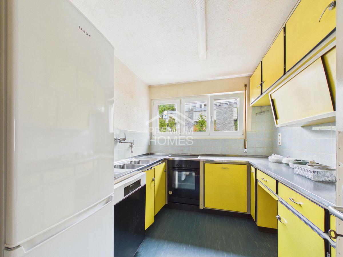 Familienhaus mit Einliegerwohnung - Potenzial an bester Lage - 11