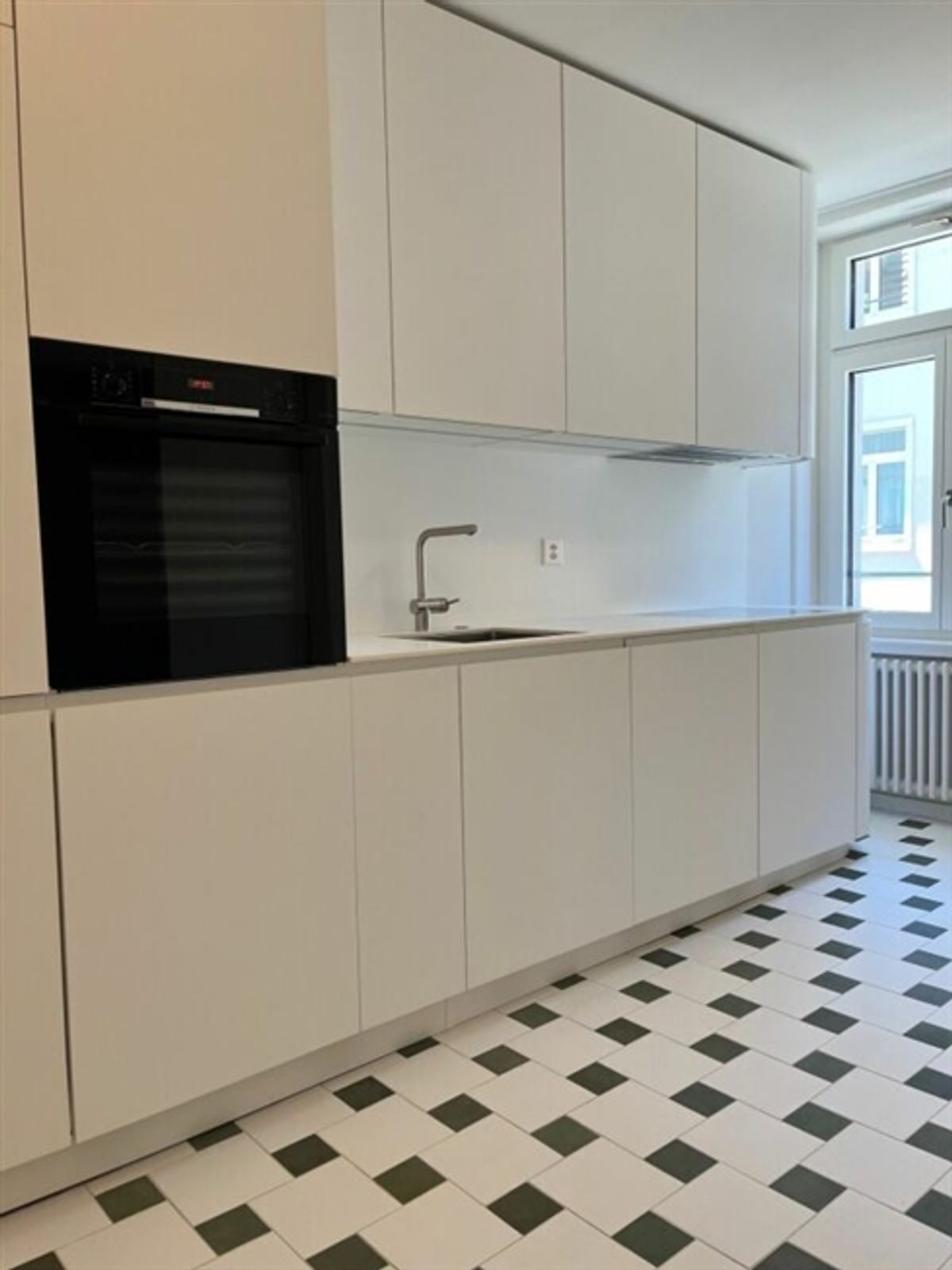 Helle 2.5 Zimmer-Wohnung mit Balkon im schönen Museumsquartier - 3