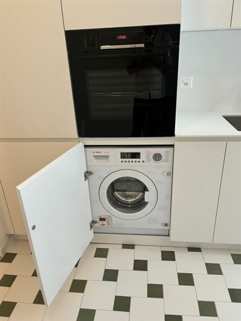 Helle 2.5 Zimmer-Wohnung mit Balkon im schönen Museumsquartier - 6