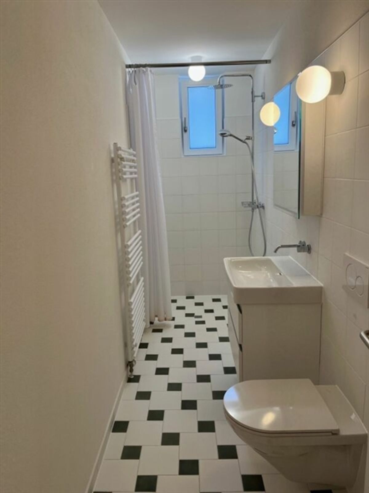 Helle 2.5 Zimmer-Wohnung mit Balkon im schönen Museumsquartier - 6
