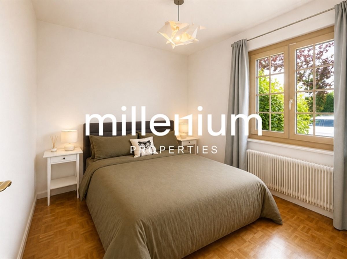 Wunderschöne Einfamilienhaus auf einer Ebene mit grossem Garten - 8