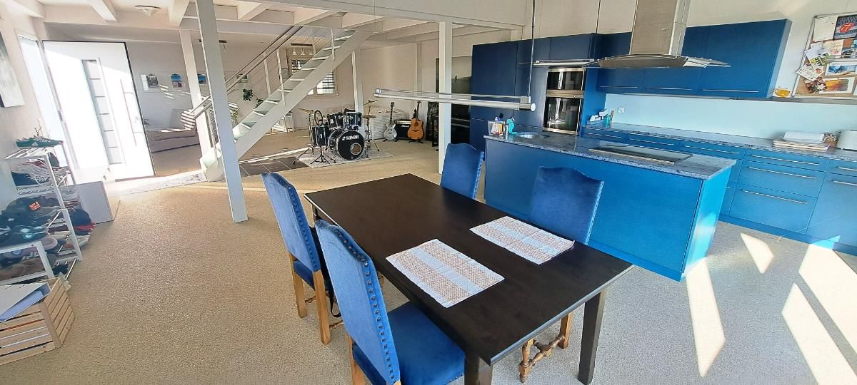 Loft - 1