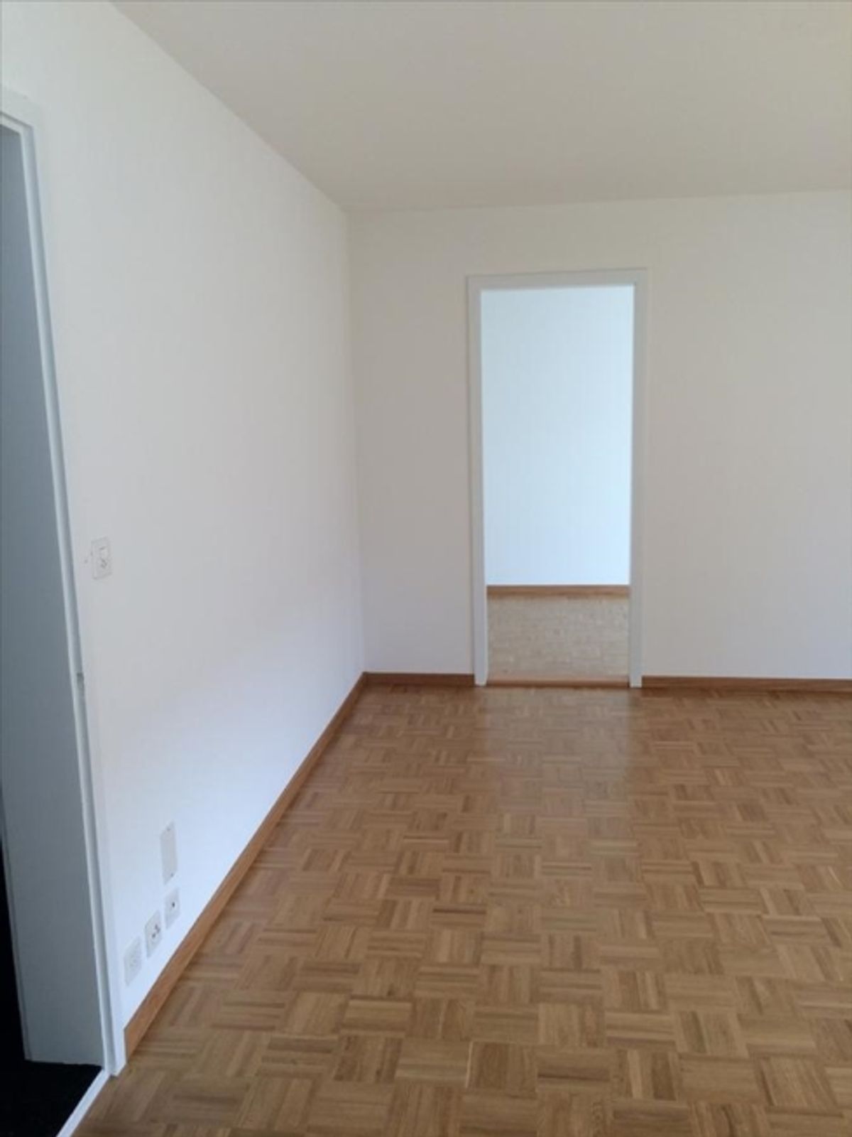 Charmante 4-Zimmer-Wohnung in ruhiger Umgebung - 2