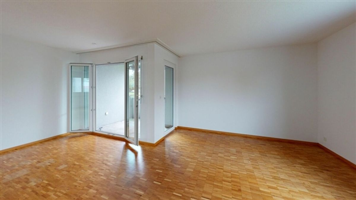 2.5 Zimmer Wohnung mit Balkon - 2