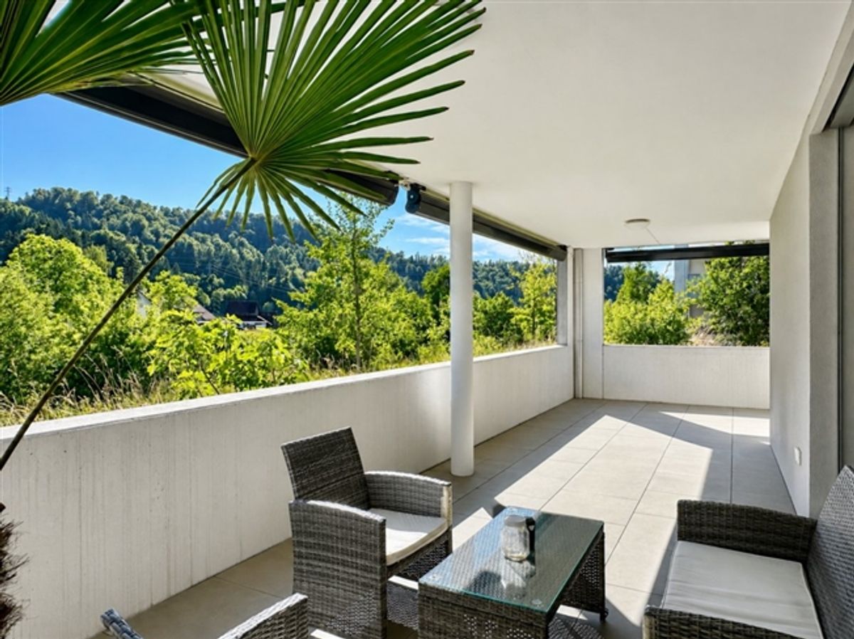HOCHWERTIGES WOHNEN MIT GROSSEM BALKON - 0