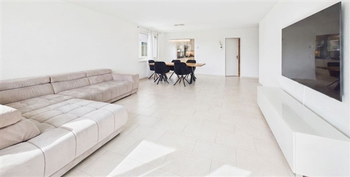 4.5-Zimmer-Wohnung mit grosser Terrasse in Winkel mieten - 5
