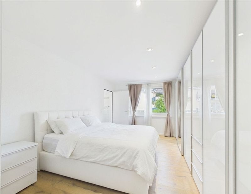 4.5-Zimmer-Wohnung mit grosser Terrasse in Winkel mieten - 8