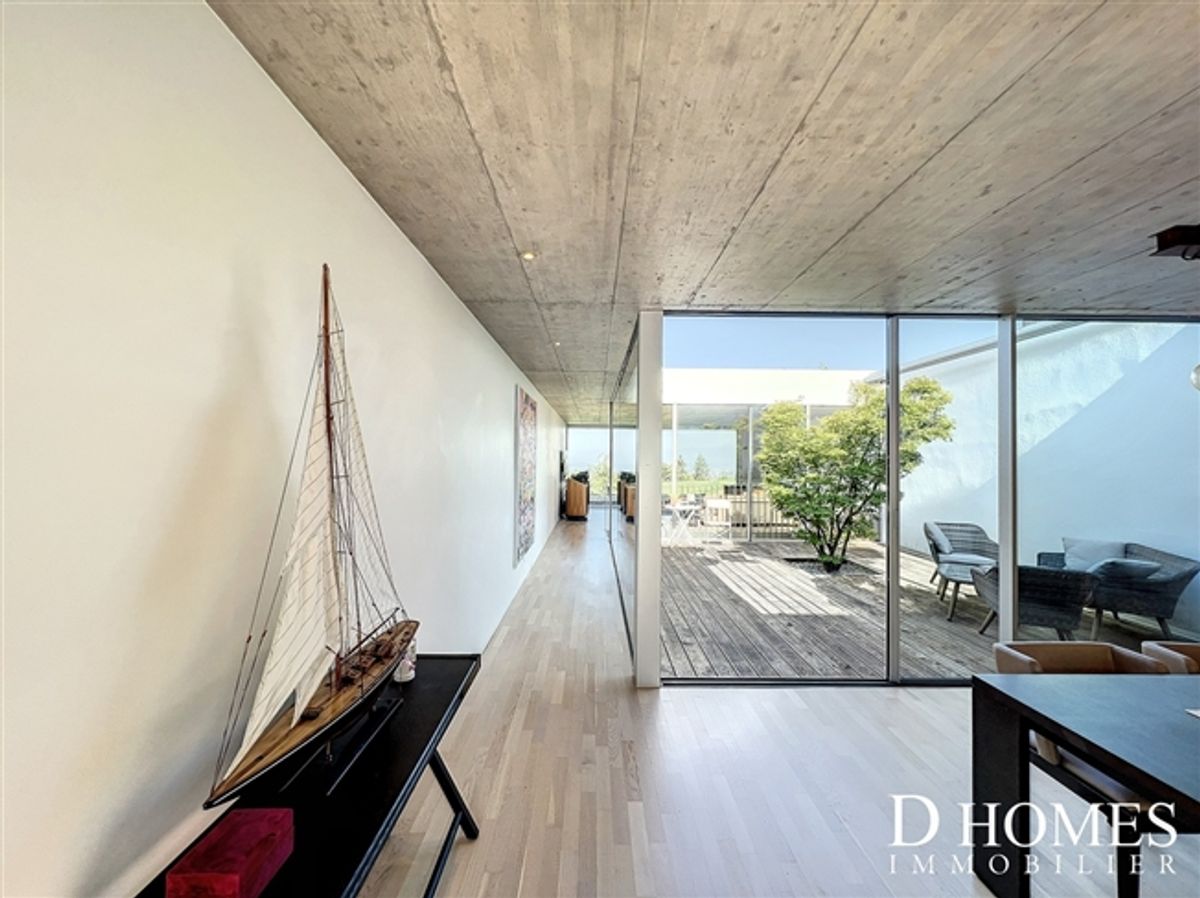 EXKLUSIV I Duplex-Villa mit Blick auf den See - 1